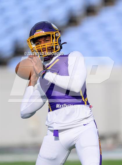 Thumbnail 2 in Tarboro vs Mount Airy (NCHSAA 1A Finals) photogallery.