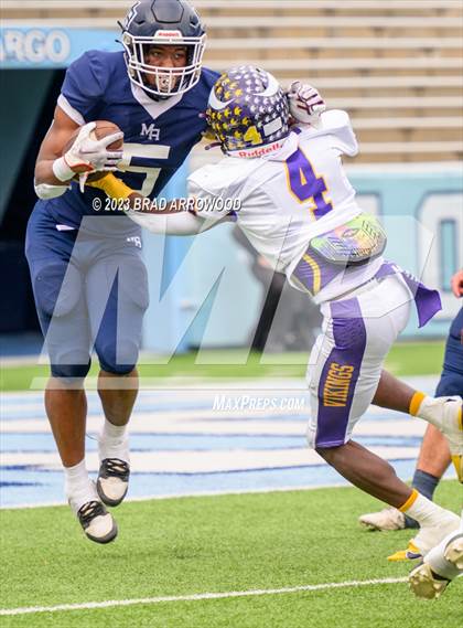 Thumbnail 2 in Tarboro vs Mount Airy (NCHSAA 1A Finals) photogallery.