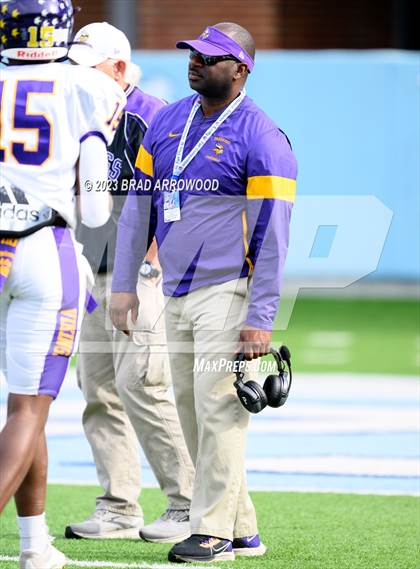 Thumbnail 1 in Tarboro vs Mount Airy (NCHSAA 1A Finals) photogallery.