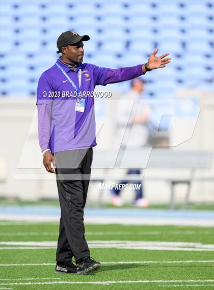 Thumbnail 2 in Tarboro vs Mount Airy (NCHSAA 1A Finals) photogallery.