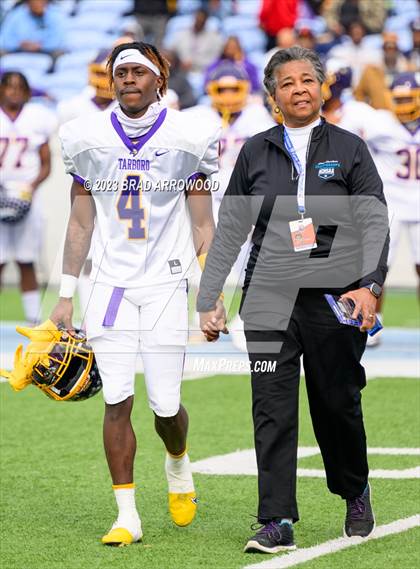 Thumbnail 3 in Tarboro vs Mount Airy (NCHSAA 1A Finals) photogallery.