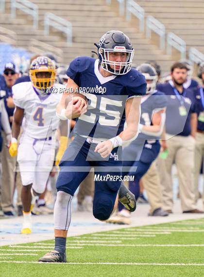 Thumbnail 3 in Tarboro vs Mount Airy (NCHSAA 1A Finals) photogallery.