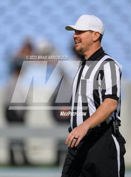 Thumbnail 1 in Tarboro vs Mount Airy (NCHSAA 1A Finals) photogallery.
