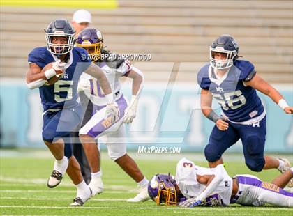 Thumbnail 2 in Tarboro vs Mount Airy (NCHSAA 1A Finals) photogallery.