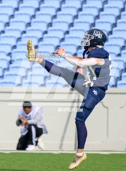 Thumbnail 2 in Tarboro vs Mount Airy (NCHSAA 1A Finals) photogallery.