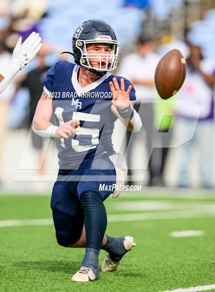 Thumbnail 2 in Tarboro vs Mount Airy (NCHSAA 1A Finals) photogallery.