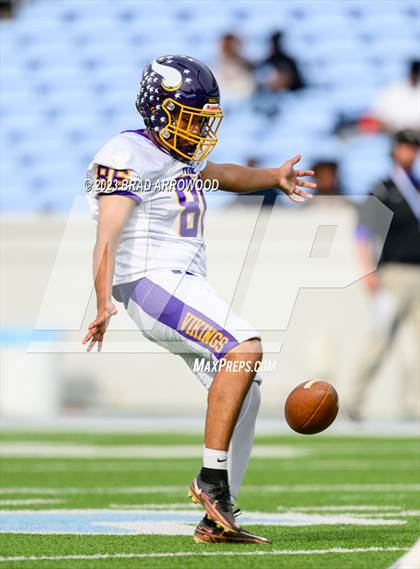 Thumbnail 3 in Tarboro vs Mount Airy (NCHSAA 1A Finals) photogallery.
