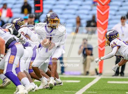 Thumbnail 3 in Tarboro vs Mount Airy (NCHSAA 1A Finals) photogallery.