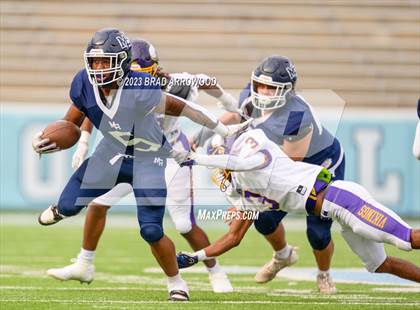 Thumbnail 2 in Tarboro vs Mount Airy (NCHSAA 1A Finals) photogallery.