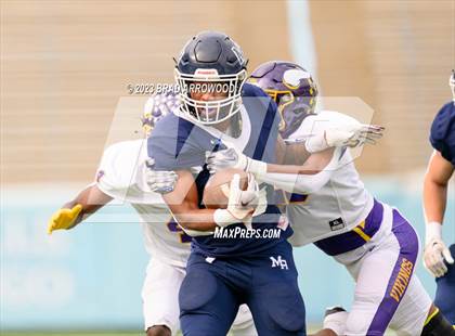 Thumbnail 2 in Tarboro vs Mount Airy (NCHSAA 1A Finals) photogallery.