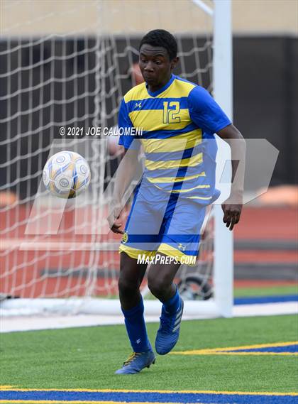 Thumbnail 1 in Lee [Robert E.] vs Alamo Heights (Alamo Heights Tournament) photogallery.