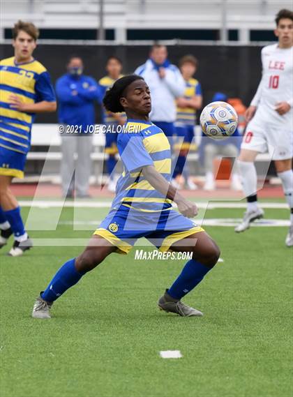 Thumbnail 1 in Lee [Robert E.] vs Alamo Heights (Alamo Heights Tournament) photogallery.