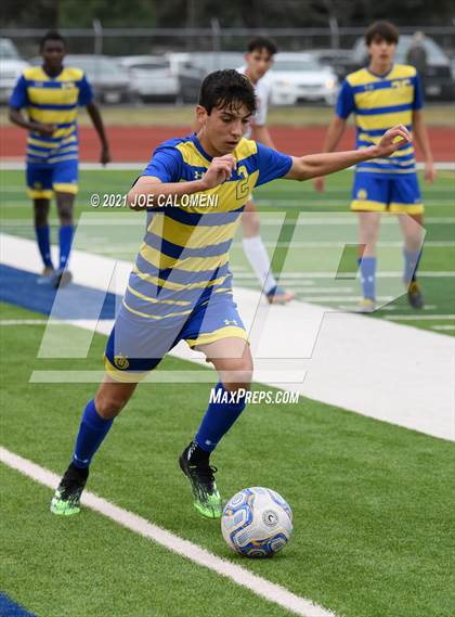 Thumbnail 2 in Lee [Robert E.] vs Alamo Heights (Alamo Heights Tournament) photogallery.