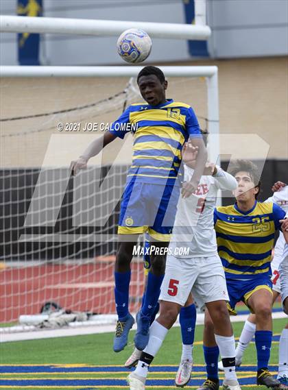 Thumbnail 3 in Lee [Robert E.] vs Alamo Heights (Alamo Heights Tournament) photogallery.