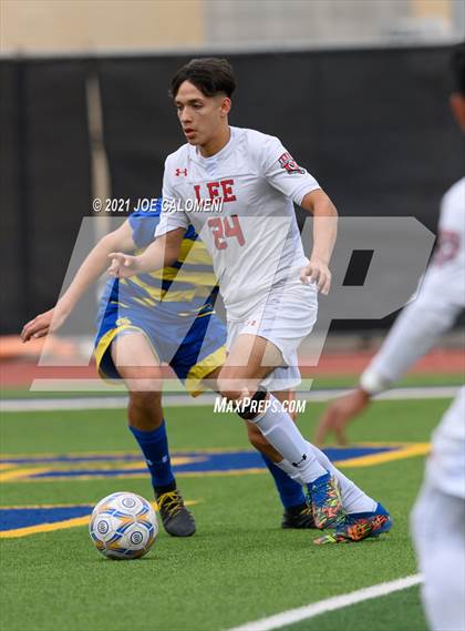 Thumbnail 3 in Lee [Robert E.] vs Alamo Heights (Alamo Heights Tournament) photogallery.