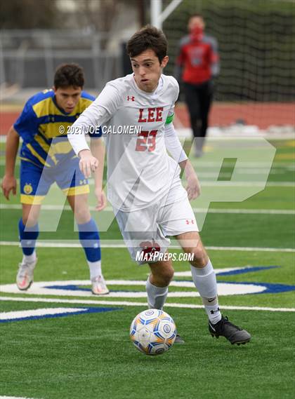 Thumbnail 1 in Lee [Robert E.] vs Alamo Heights (Alamo Heights Tournament) photogallery.