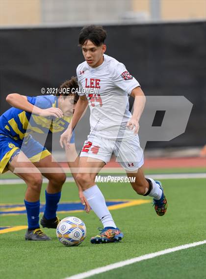 Thumbnail 1 in Lee [Robert E.] vs Alamo Heights (Alamo Heights Tournament) photogallery.