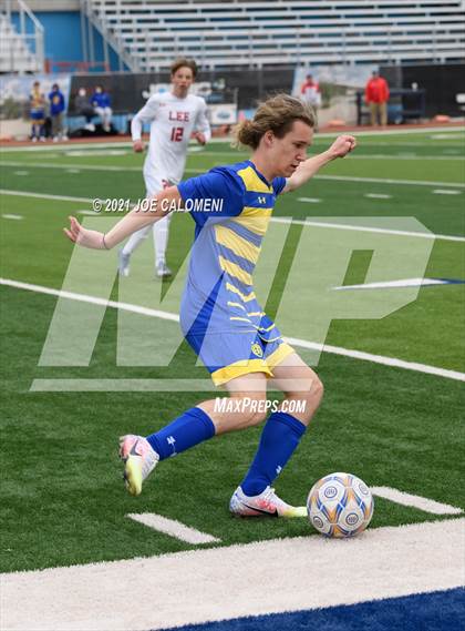 Thumbnail 2 in Lee [Robert E.] vs Alamo Heights (Alamo Heights Tournament) photogallery.