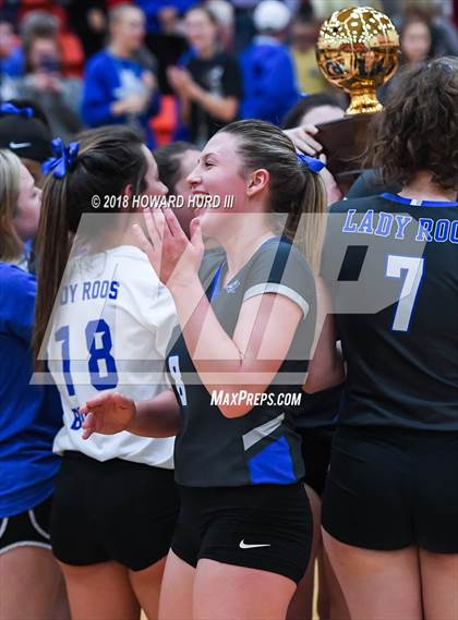 Thumbnail 2 in Weatherford vs. Lamar (UIL 6A Bi-District Playoff) photogallery.