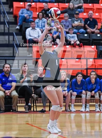 Thumbnail 3 in Weatherford vs. Lamar (UIL 6A Bi-District Playoff) photogallery.