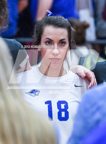 Thumbnail 1 in Weatherford vs. Lamar (UIL 6A Bi-District Playoff) photogallery.