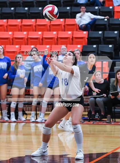 Thumbnail 1 in Weatherford vs. Lamar (UIL 6A Bi-District Playoff) photogallery.