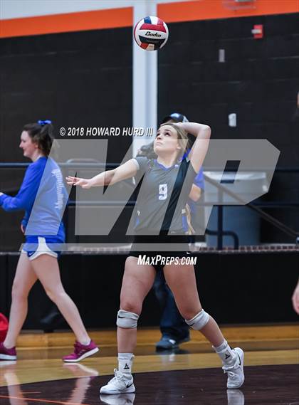 Thumbnail 2 in Weatherford vs. Lamar (UIL 6A Bi-District Playoff) photogallery.