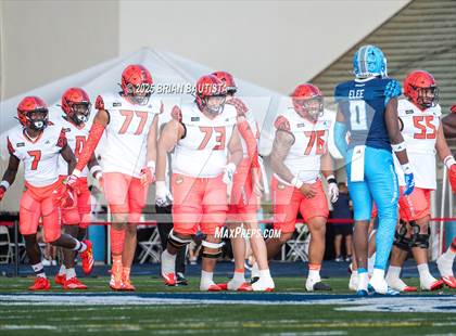 Thumbnail 2 in Team Mauka vs Team Makai (Polynesian Bowl ) photogallery.