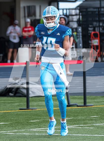 Thumbnail 2 in Team Mauka vs Team Makai (Polynesian Bowl ) photogallery.