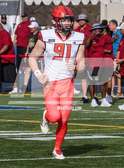 Thumbnail 2 in Team Mauka vs Team Makai (Polynesian Bowl ) photogallery.