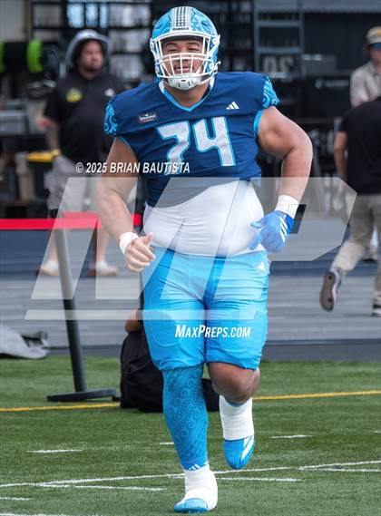 Thumbnail 2 in Team Mauka vs Team Makai (Polynesian Bowl ) photogallery.