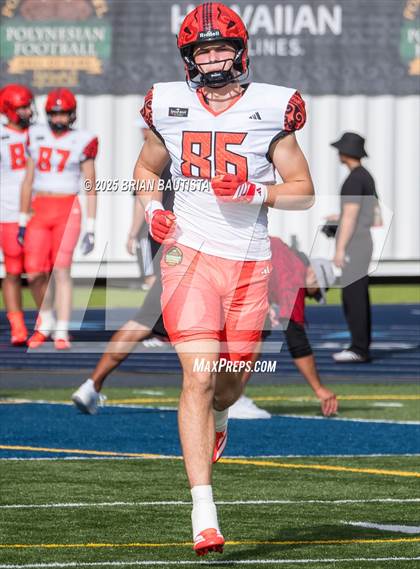 Thumbnail 1 in Team Mauka vs Team Makai (Polynesian Bowl ) photogallery.