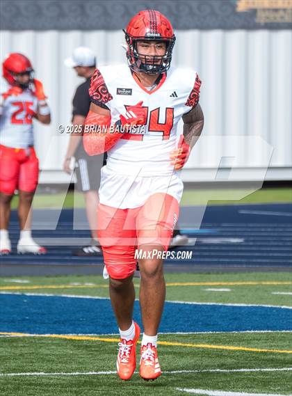 Thumbnail 1 in Team Mauka vs Team Makai (Polynesian Bowl ) photogallery.