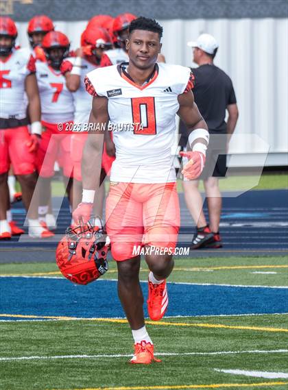 Thumbnail 1 in Team Mauka vs Team Makai (Polynesian Bowl ) photogallery.