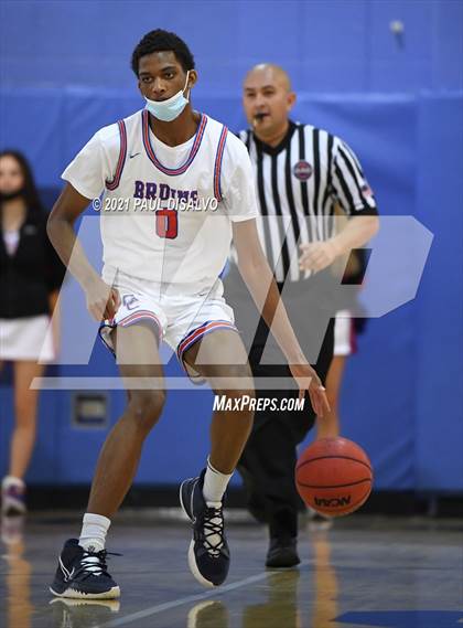 Thumbnail 3 in Mountain Vista @ Cherry Creek (Cherry Creek Holiday Classic) photogallery.