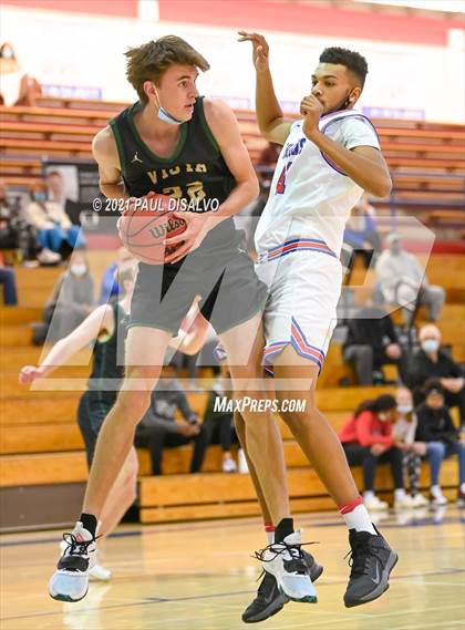 Thumbnail 3 in Mountain Vista @ Cherry Creek (Cherry Creek Holiday Classic) photogallery.