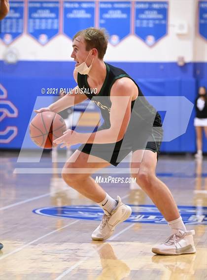 Thumbnail 2 in Mountain Vista @ Cherry Creek (Cherry Creek Holiday Classic) photogallery.