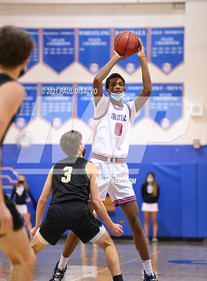 Thumbnail 3 in Mountain Vista @ Cherry Creek (Cherry Creek Holiday Classic) photogallery.