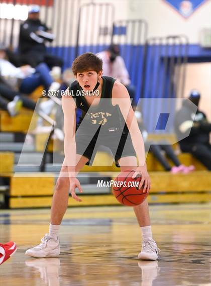 Thumbnail 3 in Mountain Vista @ Cherry Creek (Cherry Creek Holiday Classic) photogallery.