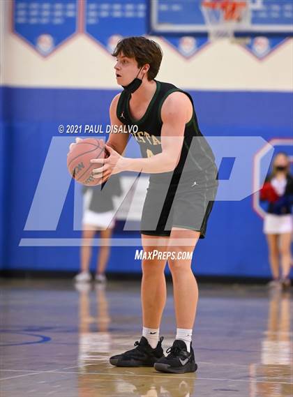 Thumbnail 3 in Mountain Vista @ Cherry Creek (Cherry Creek Holiday Classic) photogallery.