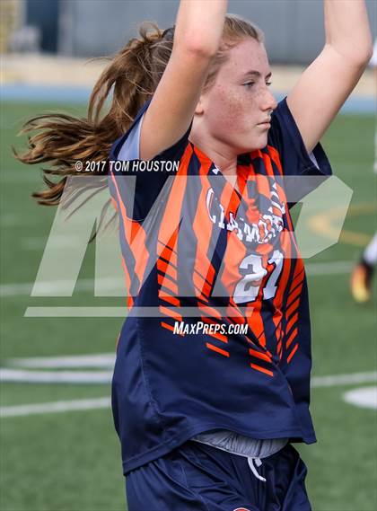 Thumbnail 2 in Flintridge Prep vs. Chaminade (La Salle Tournament) photogallery.