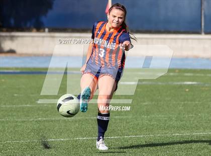 Thumbnail 2 in Flintridge Prep vs. Chaminade (La Salle Tournament) photogallery.