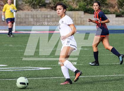 Thumbnail 2 in Flintridge Prep vs. Chaminade (La Salle Tournament) photogallery.