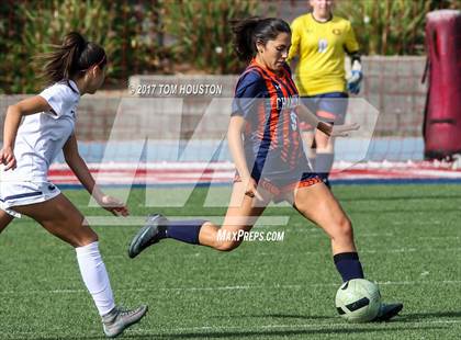Thumbnail 2 in Flintridge Prep vs. Chaminade (La Salle Tournament) photogallery.