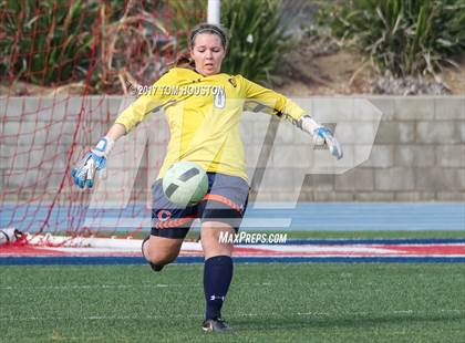 Thumbnail 1 in Flintridge Prep vs. Chaminade (La Salle Tournament) photogallery.