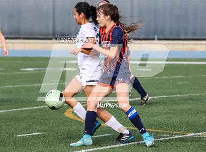 Thumbnail 2 in Flintridge Prep vs. Chaminade (La Salle Tournament) photogallery.