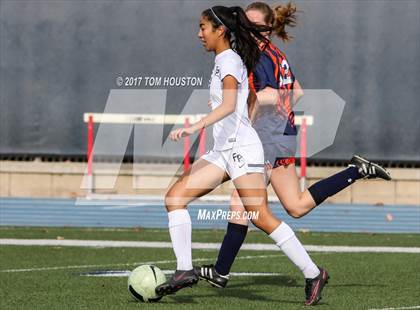Thumbnail 1 in Flintridge Prep vs. Chaminade (La Salle Tournament) photogallery.