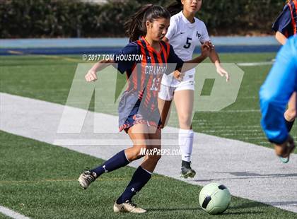 Thumbnail 3 in Flintridge Prep vs. Chaminade (La Salle Tournament) photogallery.