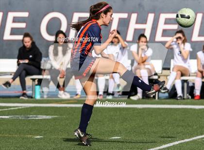 Thumbnail 2 in Flintridge Prep vs. Chaminade (La Salle Tournament) photogallery.