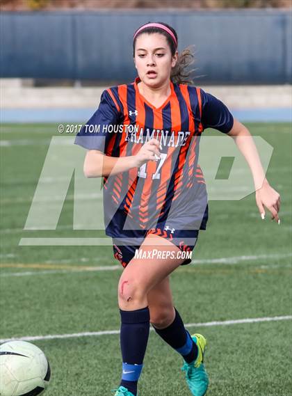 Thumbnail 3 in Flintridge Prep vs. Chaminade (La Salle Tournament) photogallery.